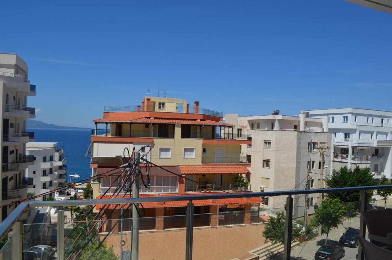 Akil Apartments Sarandë Esterno foto