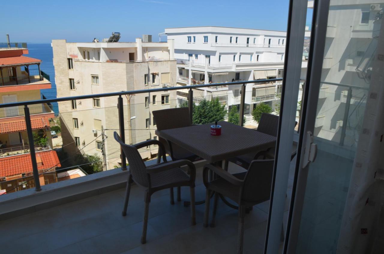 Akil Apartments Sarandë Esterno foto