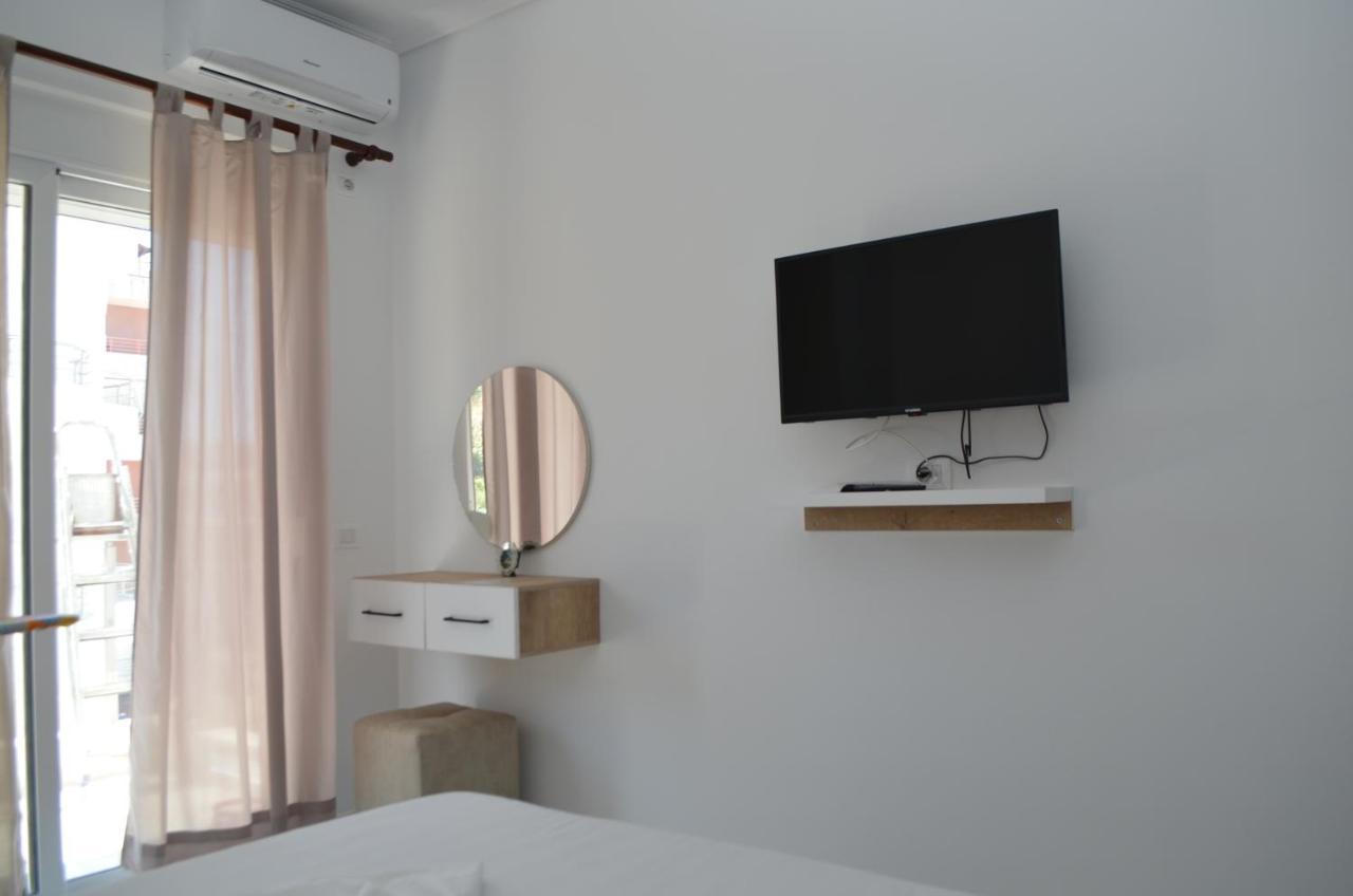 Akil Apartments Sarandë Esterno foto