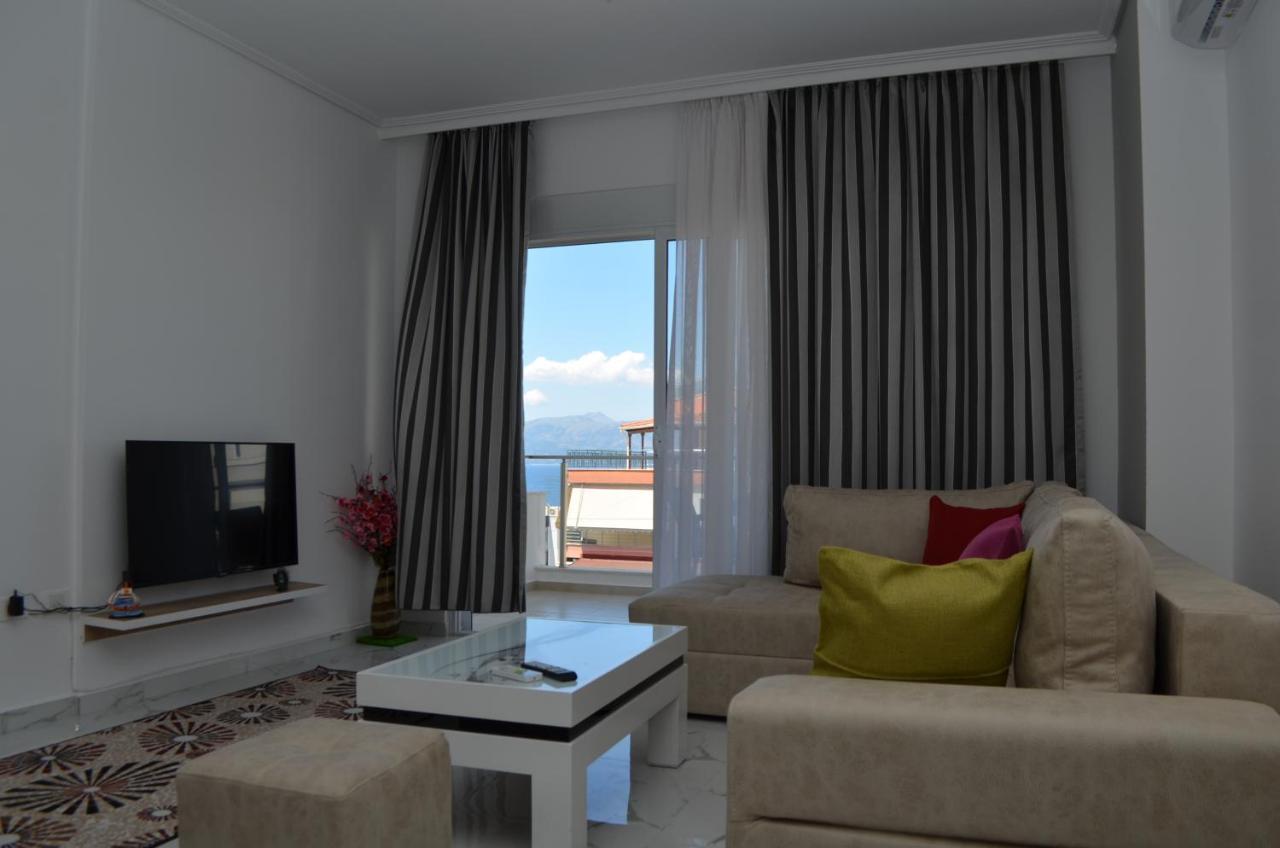 Akil Apartments Sarandë Esterno foto