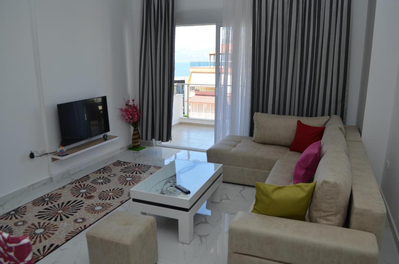 Akil Apartments Sarandë Esterno foto