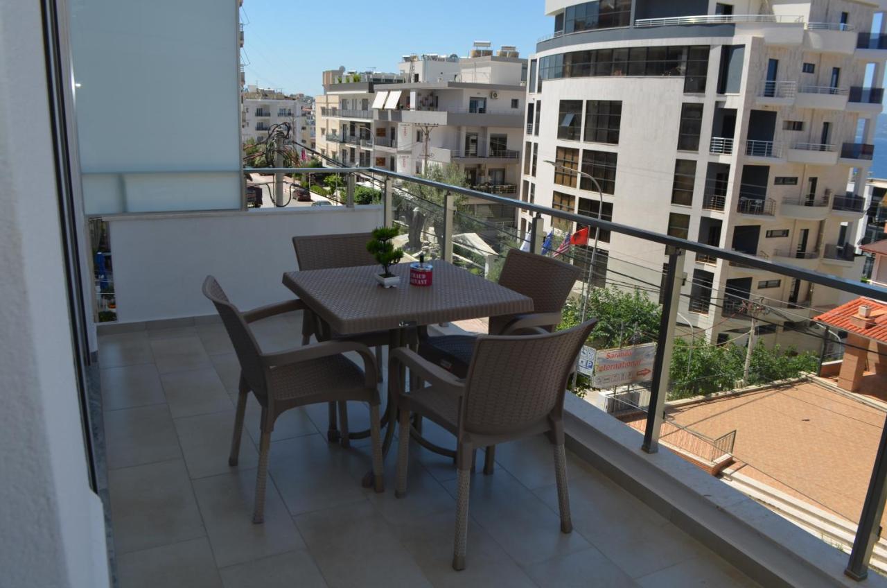 Akil Apartments Sarandë Esterno foto