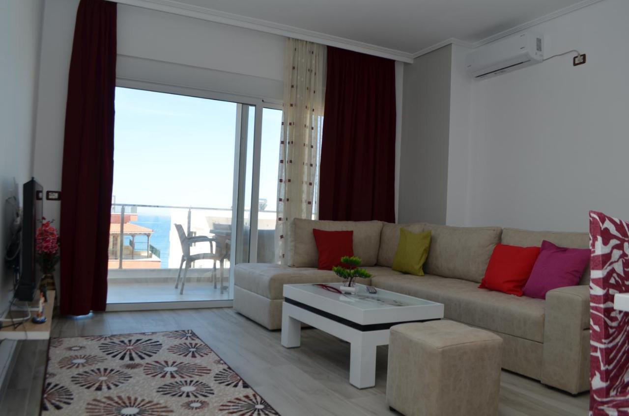 Akil Apartments Sarandë Esterno foto