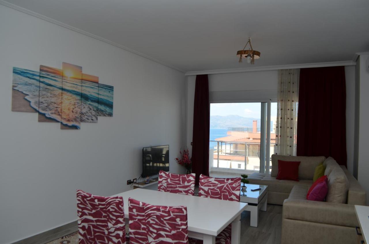 Akil Apartments Sarandë Esterno foto