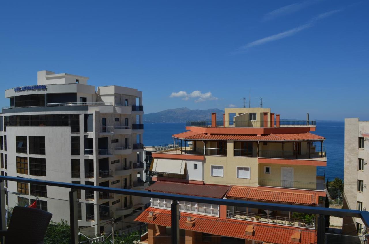 Akil Apartments Sarandë Esterno foto